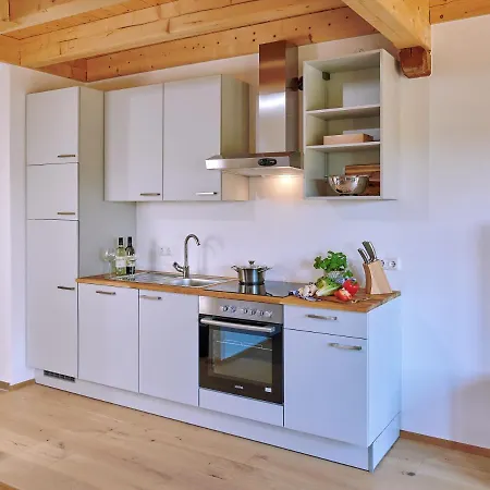 Ferienwohnung Tittmoning Zwischen Salzburg Und Burghausen Exterior photo